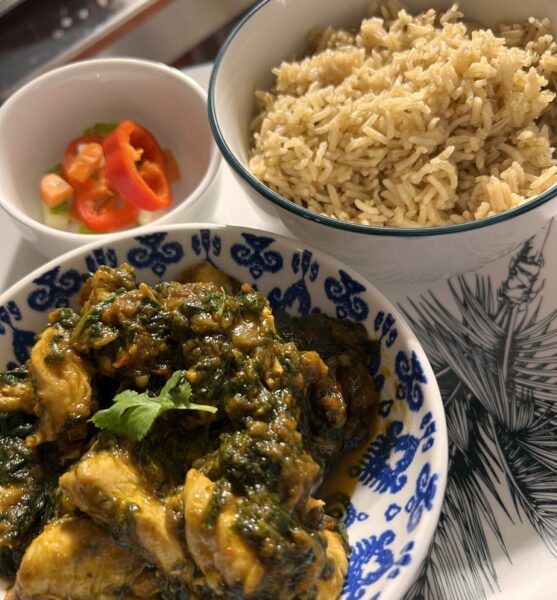 spinach and chincken curry